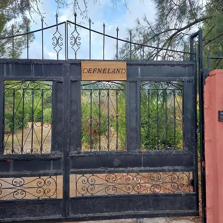 Defneland Daphne *